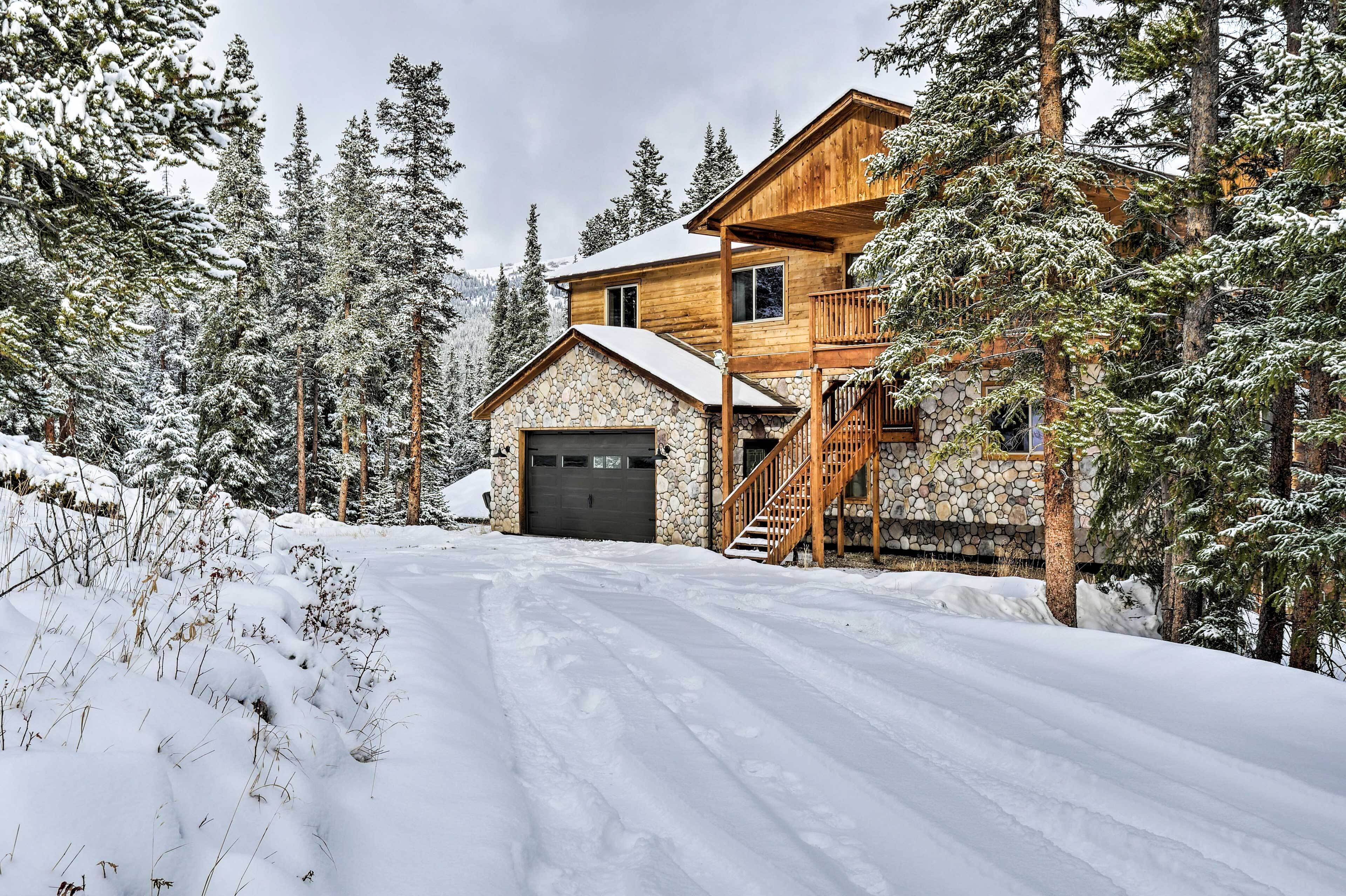 Secluded Mountainside Home W/mt Silverheels Views!