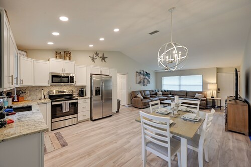 1 Mi to Golf: Sebring Condo w/ Pool Access!