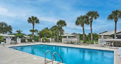1 Mi to Golf: Sebring Condo w/ Pool Access!