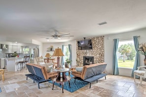 House (3 Bedrooms) | Interior