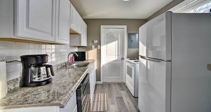 Completely Renovated Escape ~ 1 Mile to Downtown!