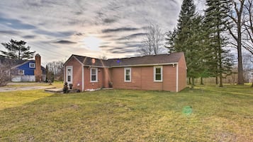 Rumah (2 Bedrooms) | Interior