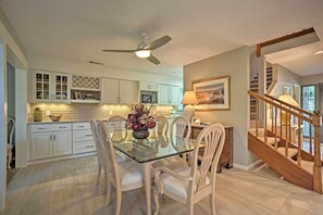 Interior - Charming Hilton Head Home on Quiet Street (Hilton Head Island)