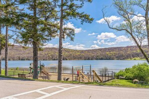 House (3 Bedrooms) | Interior - 'the Eagles Nest at Alpine' Cabin w/ Fireplace! (Terra Alta)