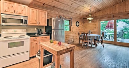 Cozy Amish Country Cabin on Shipshewana Lake!
