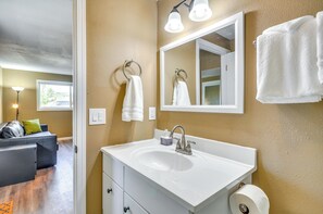 House (1 Bedroom) | Interior