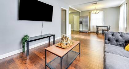 5 Mi to Dtwn: Home w/ Fenced Yard in Jacksonville