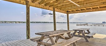 Gulf Shores Condo: Private Balcony & Beach Views!