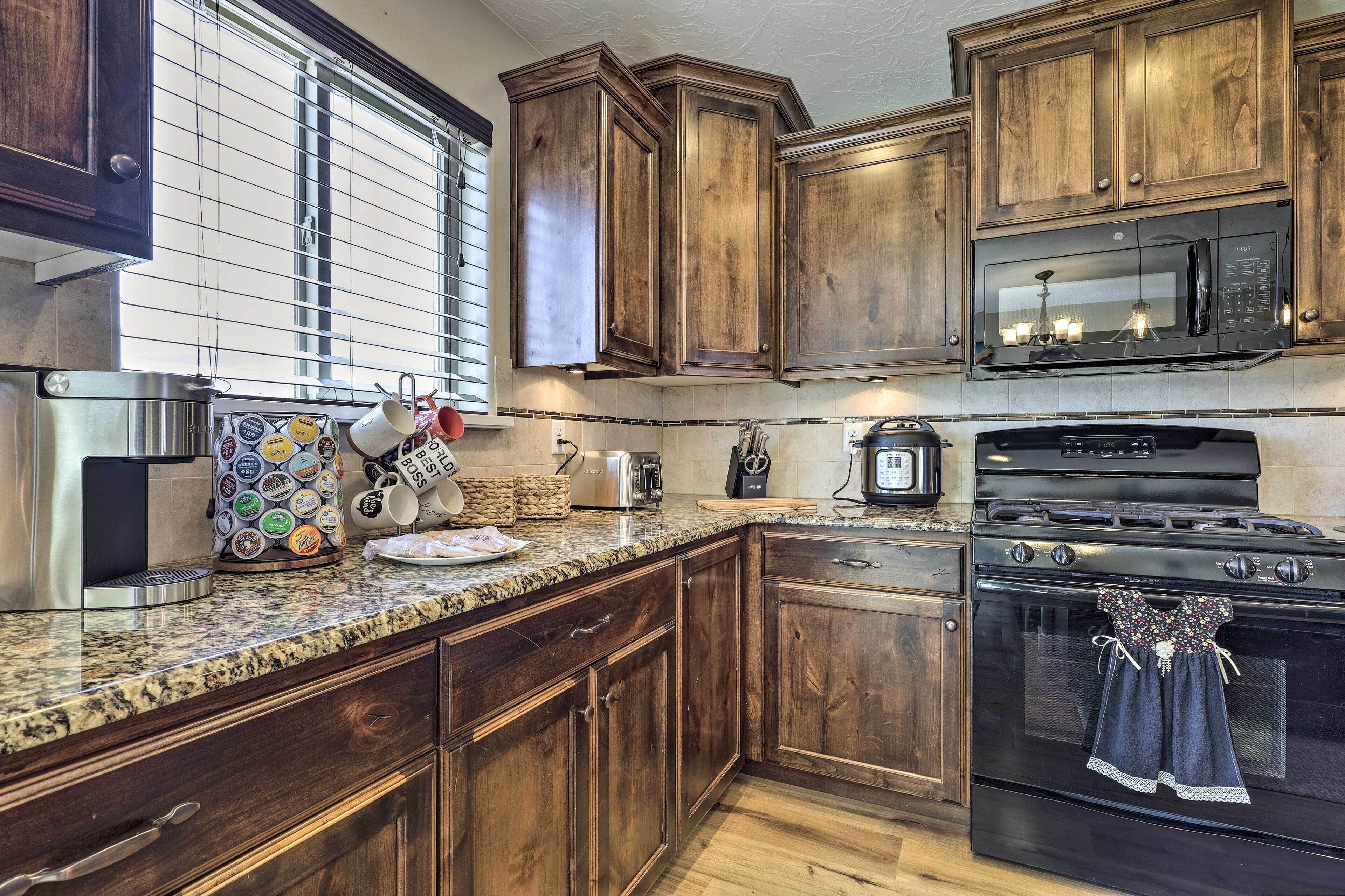 Welcoming Cedar City Home ~ 7 Mi to Downtown!