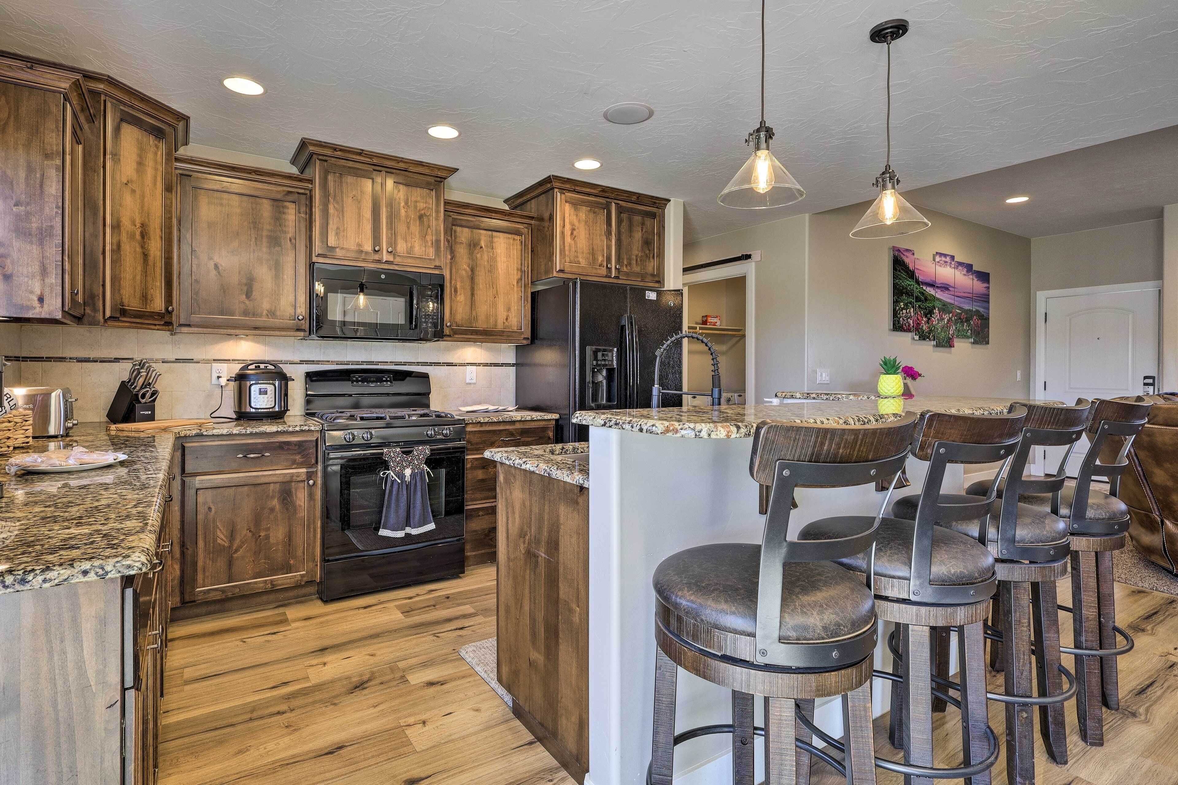 Welcoming Cedar City Home ~ 7 Mi to Downtown!