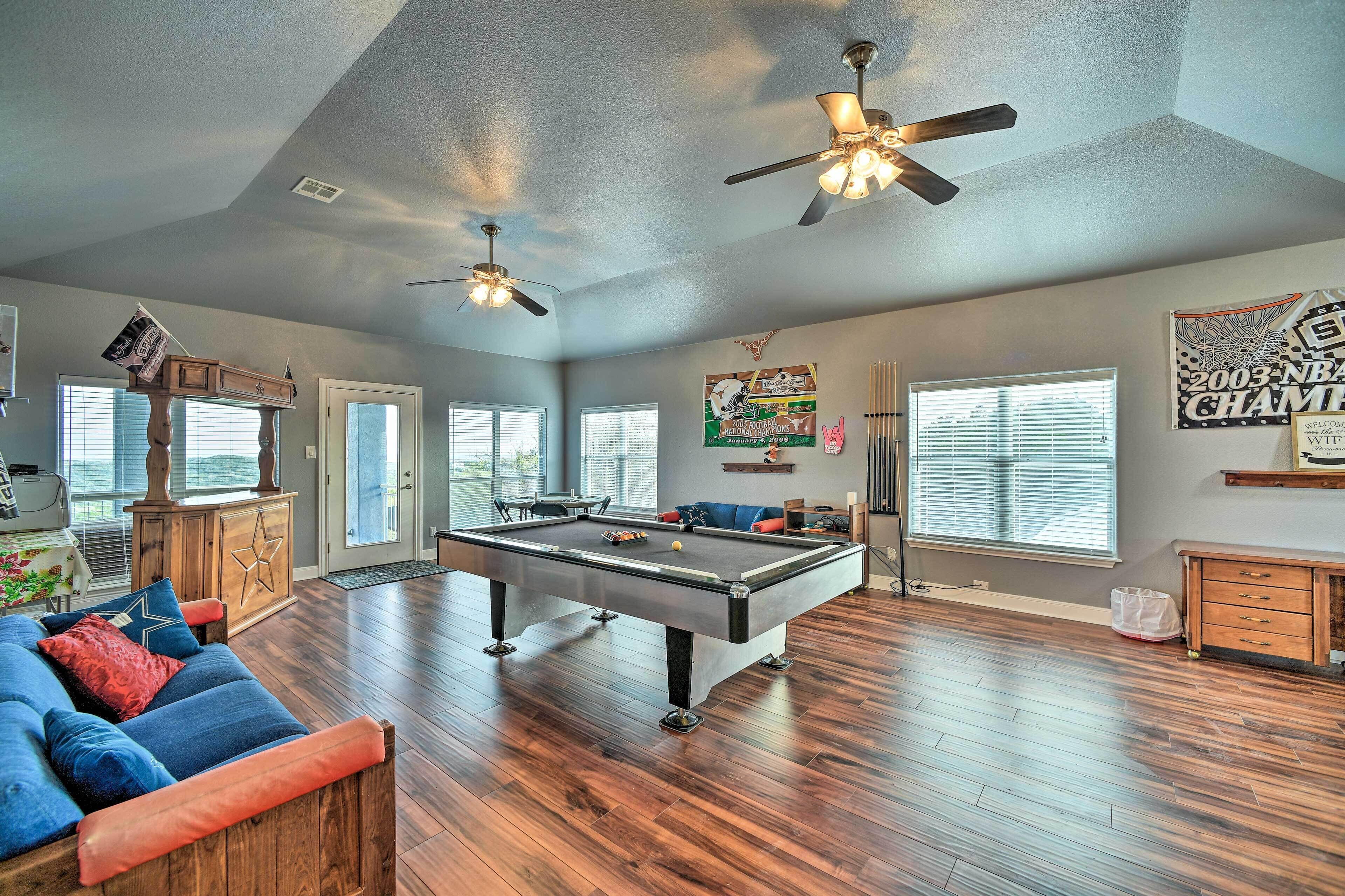 Sprawling Mico Retreat w/ Panoramic Views!