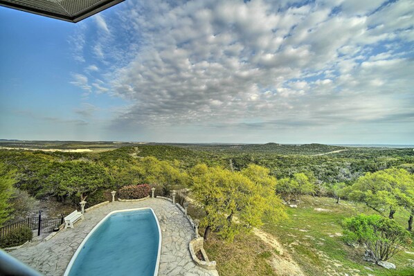 泳池