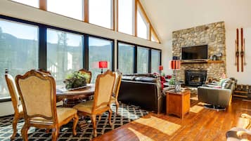 Casa (3 Bedrooms) | Vista frontal de la propiedad