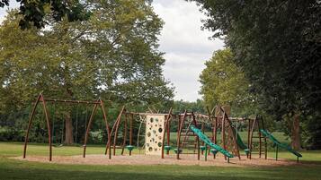 Cottage (3 Bedrooms) | Interior