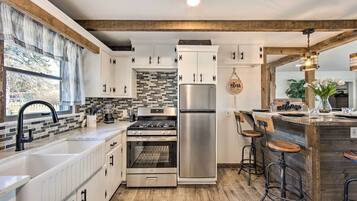 Cottage (3 Bedrooms) | Interior