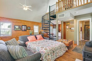 House (1 Bedroom) | Interior - Hillside Cabin on 43 Acres w/ Private Lake & View! (Defiance)