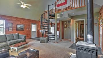 House (1 Bedroom) | Interior