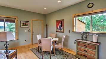 House (1 Bedroom) | Interior