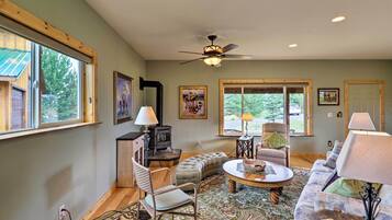 House (1 Bedroom) | Interior