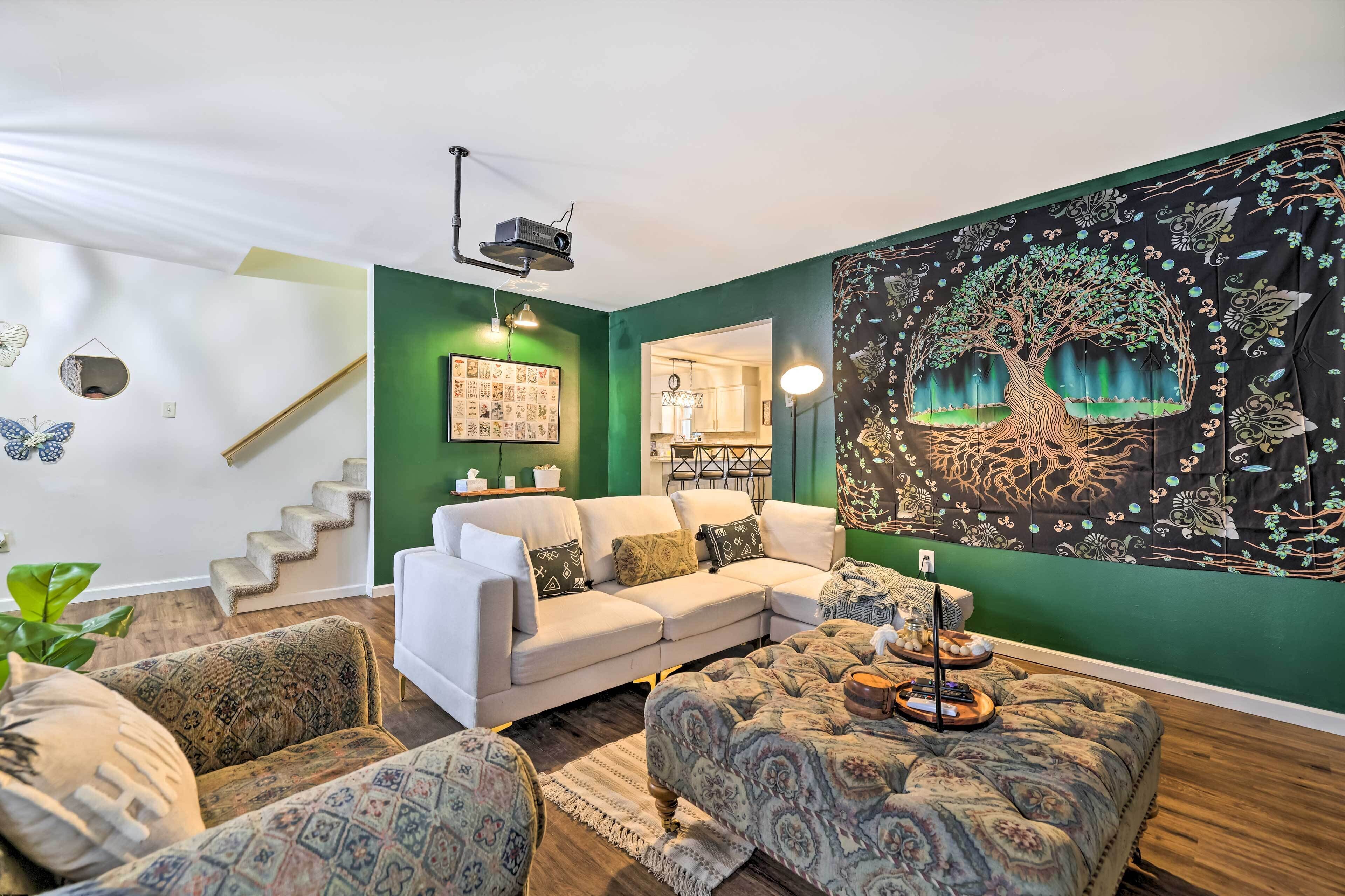 Family-friendly Pocono Home w/ Hot Tub!