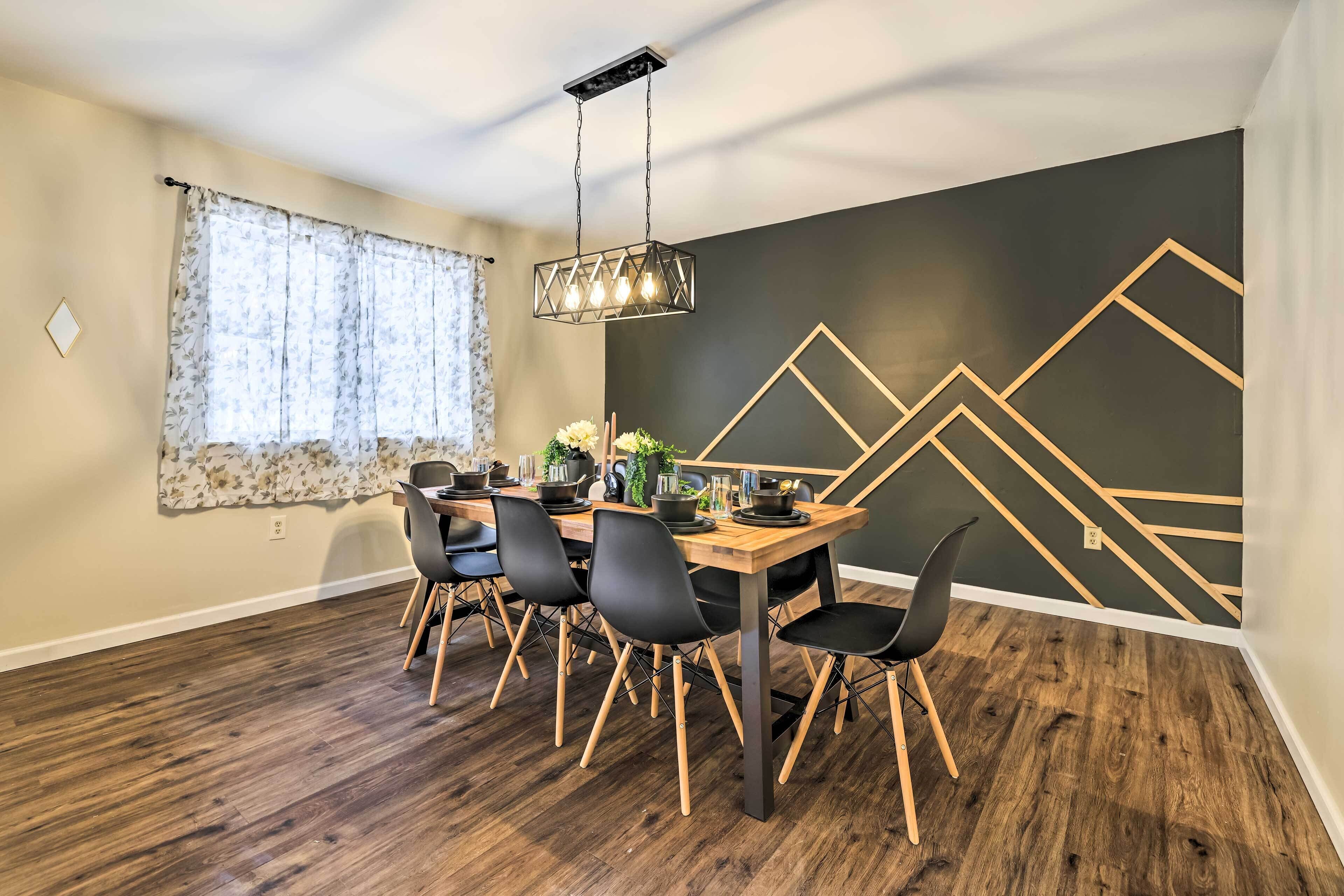 Family-friendly Pocono Home w/ Hot Tub!