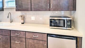 Apartment (0 Bedroom) | Interior