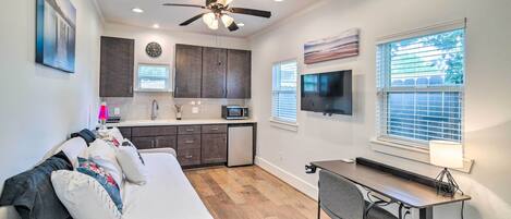 Apartment (0 Bedroom) | Front of property