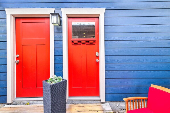 Apartment (0 Bedroom) | Interior - Central & Cozy Houston Studio - Pets Welcome! (Houston)