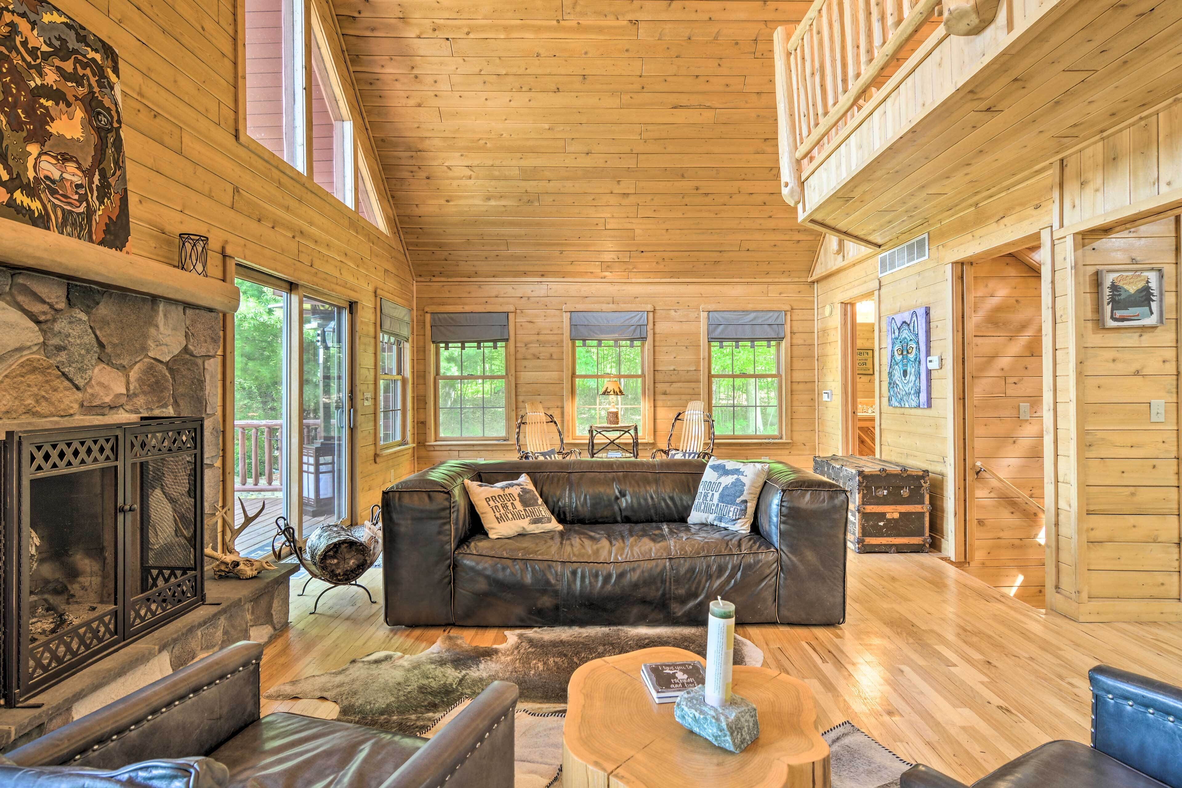 Cabin on Lake w/ 63 Acres & Trails + Guest House!