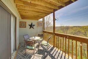 Apartment (2 Bedrooms) | Front of property