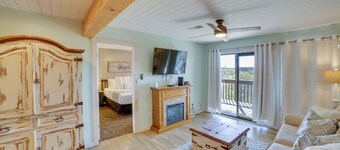 Unwind Fireside: Ozark Mtn Condo w/ Resort Perks!