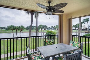 Apartment (2 Bedrooms) | Interior - Stylish Fort Myers Condo ~ 2 Mi to Beaches! (Fort Myers)
