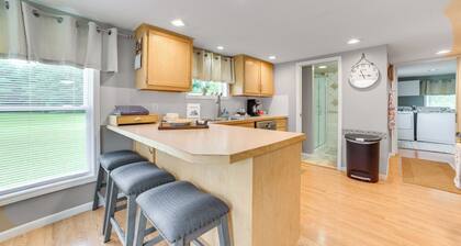 Visit Fife Lake & Traverse Bay! Farmhouse Hideaway