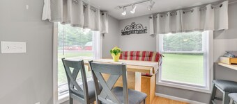 Visit Fife Lake & Traverse Bay! Farmhouse Hideaway