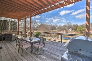 Interior - Lake LBJ Waterfront Vacation Rental! (Marble Falls)