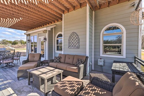 Lake LBJ Waterfront Vacation Rental!