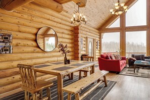 Interior - 5 Acres of Scenic Beauty! Large Fairplay Log Home (Fairplay)