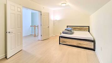 2 bedrooms, bed sheets