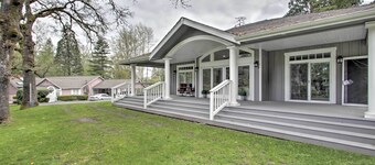 Contemporary Tacoma Cottage w/ Deck & Pond!