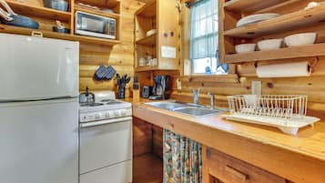 House (1 Bedroom) | Interior
