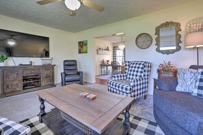 House (2 Bedrooms) | Interior