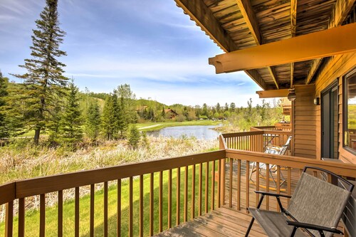 Condo on First Green w/ Deck at Schuss Mountain!