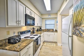 Apartment (2 Bedrooms) | Eigene Küche | Mikrowelle, Ofen, Herdplatte, Geschirrspüler