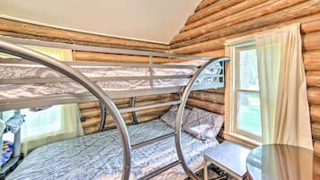 Cottage (2 Bedrooms) | Interior
