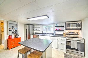 Cottage (2 Bedrooms) | Interior