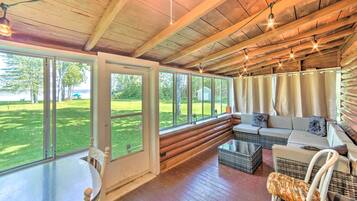 Cottage (2 Bedrooms) | Interior