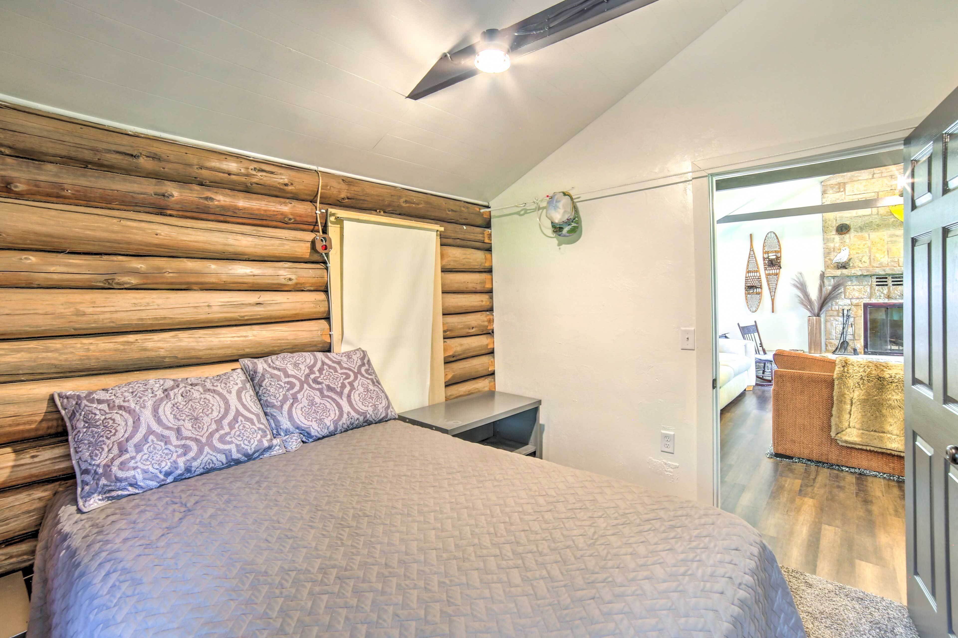 Cottage (2 Bedrooms) | Interior