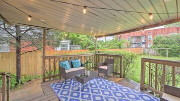 Tempat makan outdoor