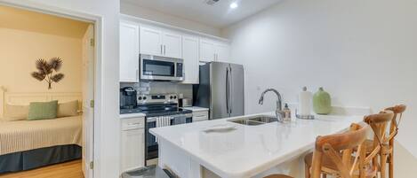 Apartment (2 Bedrooms) | Front of property