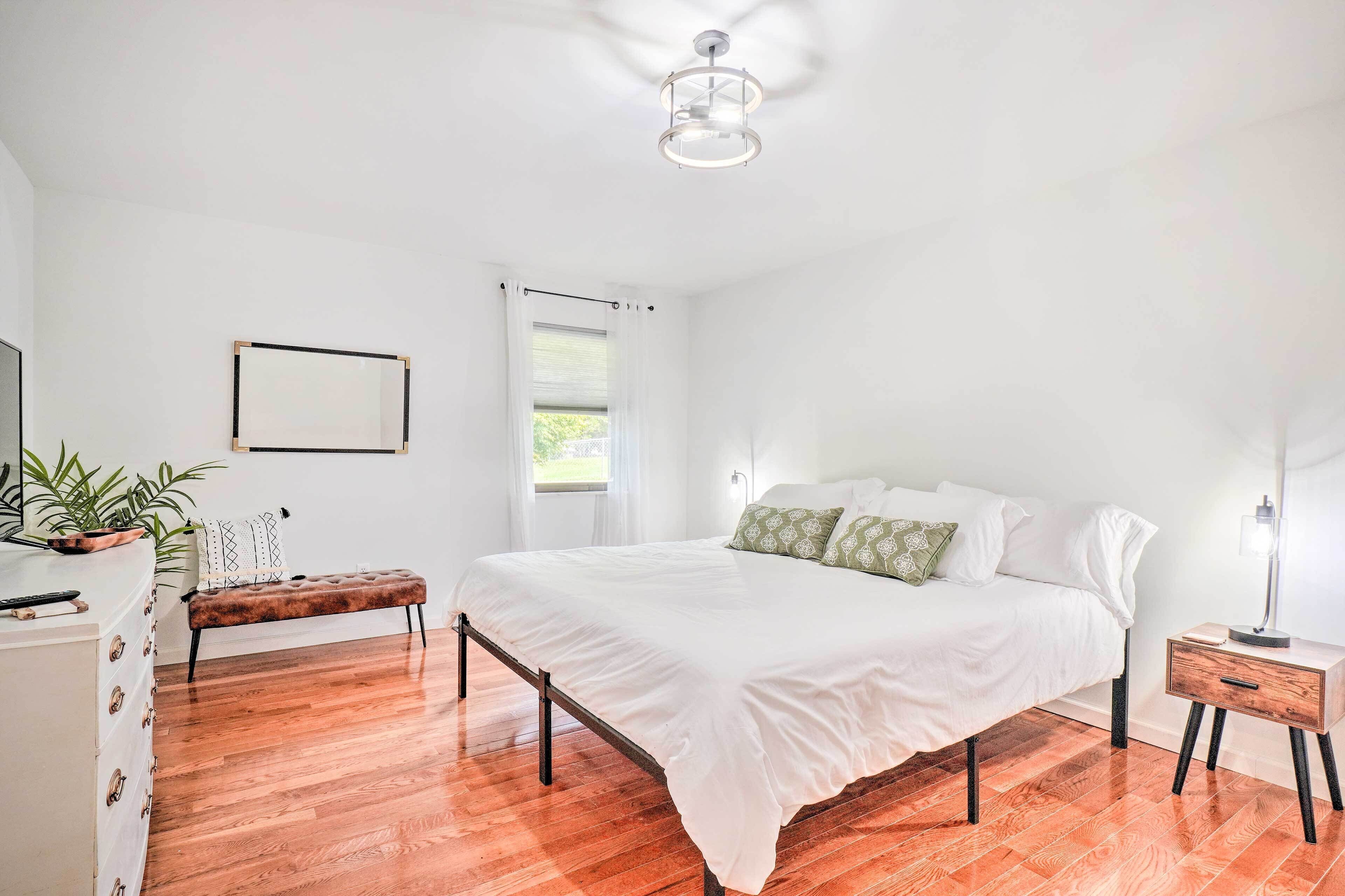 Lakeside Spring City Home: Private Boat Ramp!